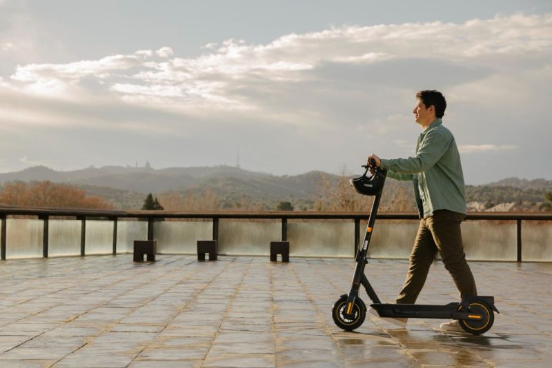 Ninebot Električni Romobil MAX G2 E Powered by Segway - Slika 6