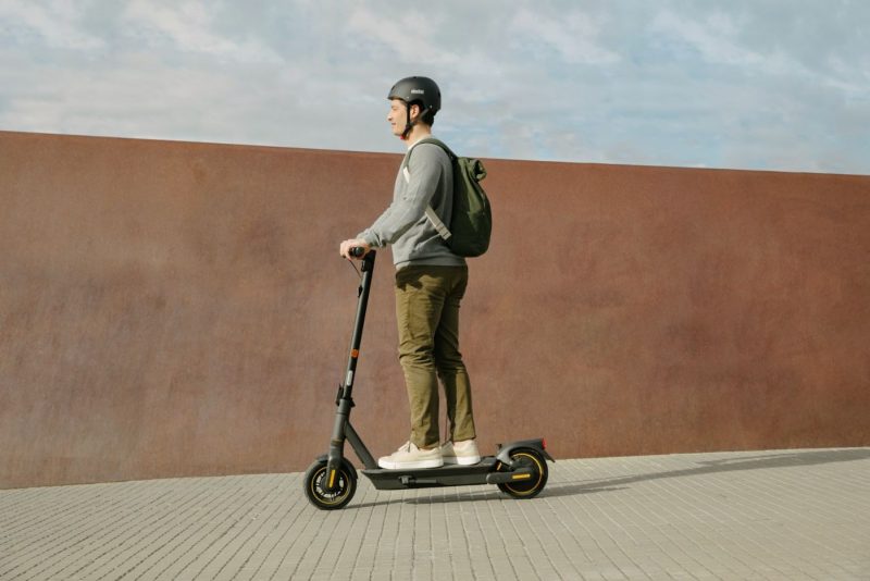 Ninebot Električni Romobil MAX G2 E Powered by Segway - Slika 5