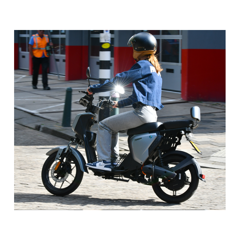Električni skuter, TOMOS ES01 - Slika 5